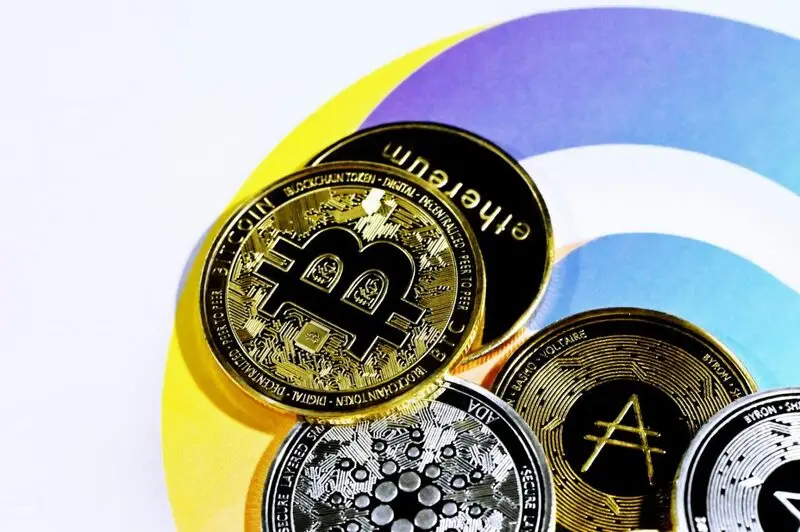 altcoin/crypto tokens