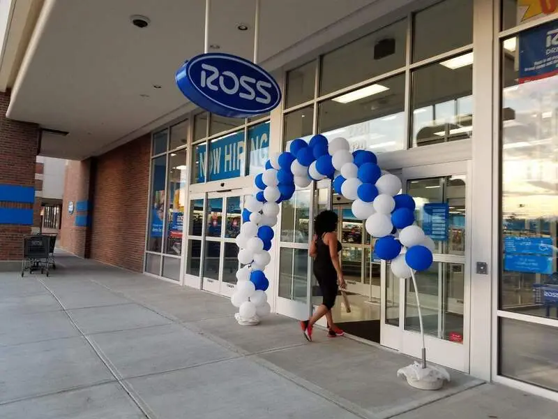 Does Ross have a credit card?