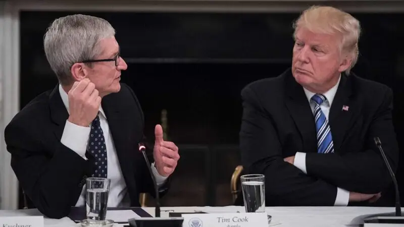 Trump talking to TIm Cook Apple CEO AAPL