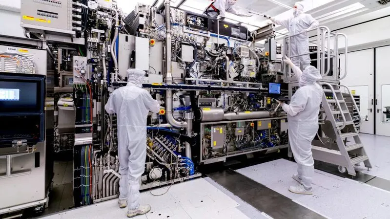 The $150 Million Machine Keeping Moore's Law Alive