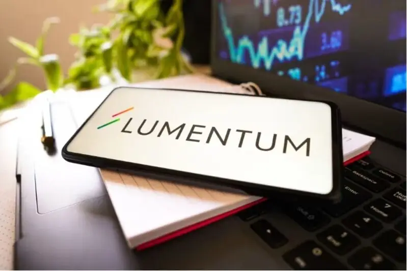lumentum holdings lite stock
