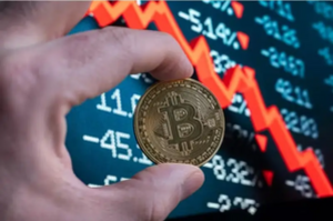 Bitcoin: Analyst Predicts When BTC Will Bottom Out in Price