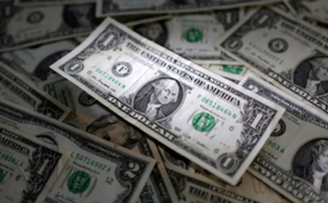 US Dollar Future: JP Morgan Flags New De-Dollarization Warning