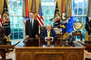 Gold Hits $3,401 Amid Trump’s Pro-Crypto Fed Appointment