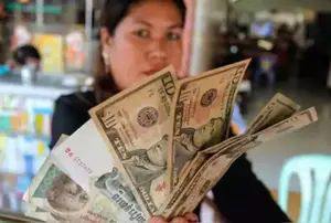 De-Dollarization Reshapes Cambodia's Daily Transactions