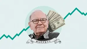 Why Warren Buffett Is Holding $370 Billion in Cash Right Now
