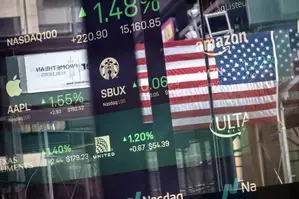 2 Stocks To Never Sell For 10 Years No Matter What