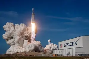 SpaceX Stock Price Faces 3 Major Risks: Be Aware