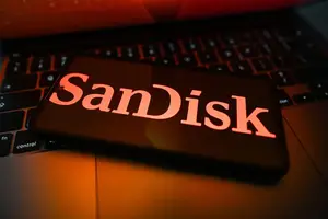 SanDisk Stock Reclaims $1,400: Wall Street Gives New Target