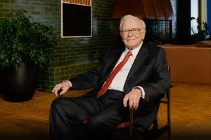 Warren Buffett Spends His Cash Pile, Buys $14.5 Billion in Google Stock