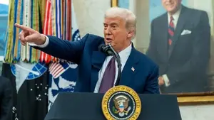 President Trump: The US has "Total Control" over Strait of Hormuz