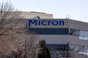 Micron And SK Hynix Stock At Risk As Memory Cycle Peak Nears