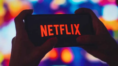 Buy Netflix Stock: Price Target $900, Say Analysts