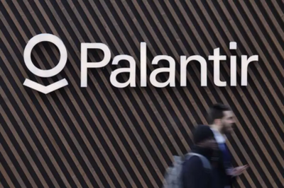 Palantir (PLTR) to Plummet 50%? Why Experts Predict a Fall From ATH