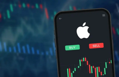 Apple Faces 25% Tariff Threat From Trump If iPhones Are Not Built In The US