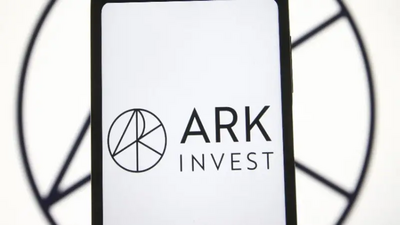 Ark Invest Offloads Coinbase, Robinhood Shares: Buys $373M Stake in Circle