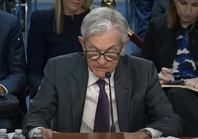 Powell Says Trade Deals Could Open Door to July Rate Cuts