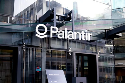 Palantir Stock Forecast: Analysts Say Sell and Buy Amazon
