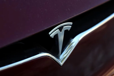 Tesla Stock (TSLA) Climbs 11%, Nears Six-Straight Days of Gains