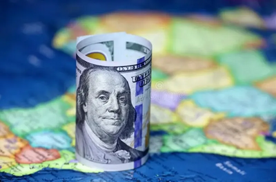 Strong US Dollar Is Dangerous: De-Dollarization Accelerates