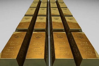 Gold Prices Nearing All-Time High of $3,700