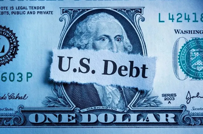 US National Debt Crosses $37.5 Trillion: Is Dollar Collapse Near?