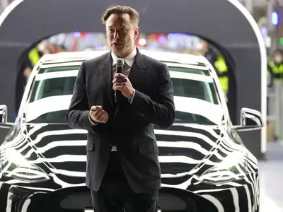 Tesla (TSLA) Gets $490 Price Revision: $500 Before 2025 Ends?