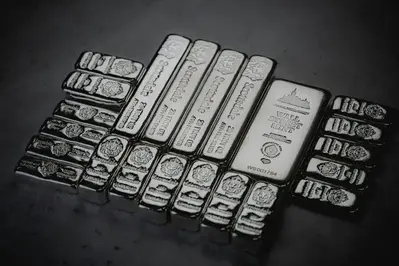Silver Price to $200? Analyst Lays Out Bold 2026 Price Target