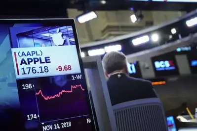 2 Reasons Why Apple Stock Crashed 5% Today (AAPL)