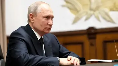 Vladimir Putin Explains Why BRICS Is Moving Beyond the US Dollar
