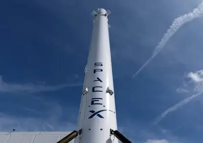 SpaceX 10-Year Forecast: $470B Base Case vs $40T Bull Dream