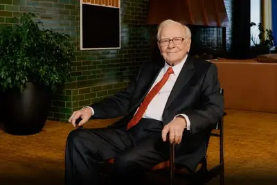 Warren Buffett Spends His Cash Pile, Buys $14.5 Billion in Google Stock