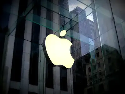 Should You Buy Apple Stock After Its 5% Post-Earnings Drop?